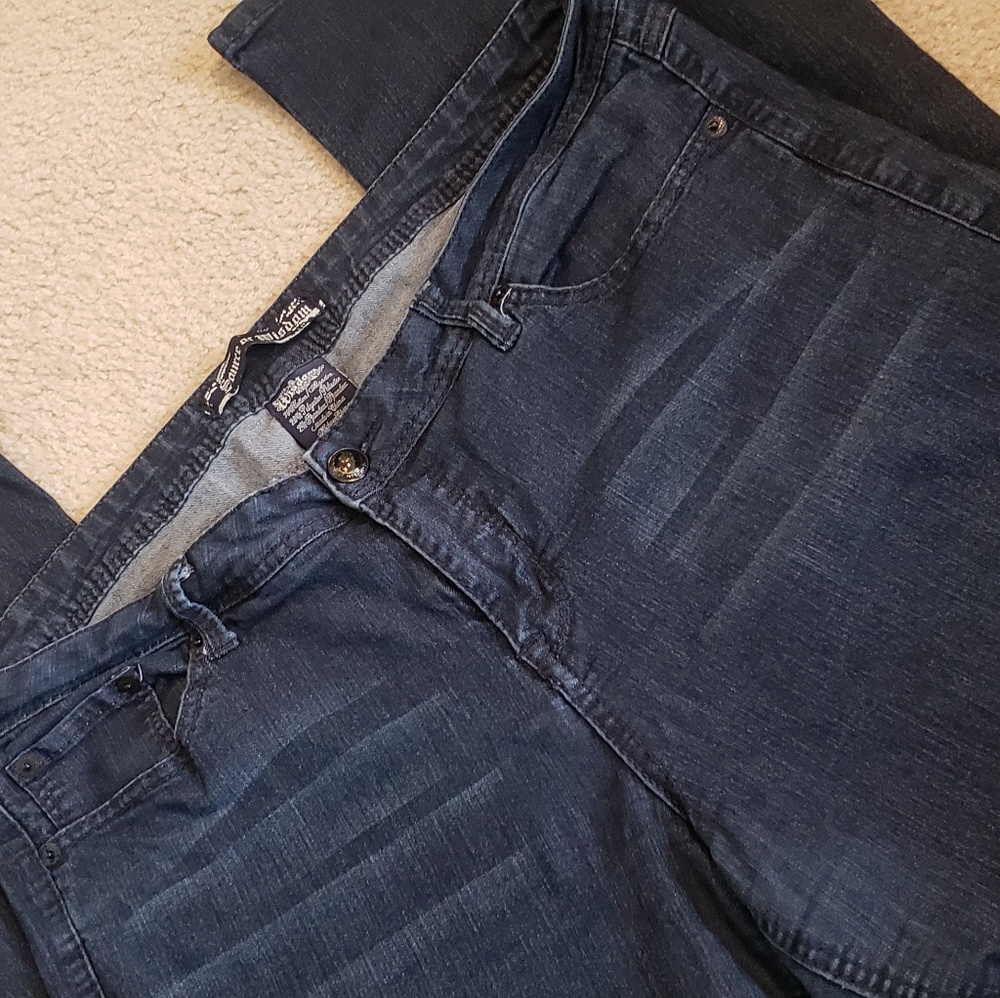 Jeans - Picture 4 of 5